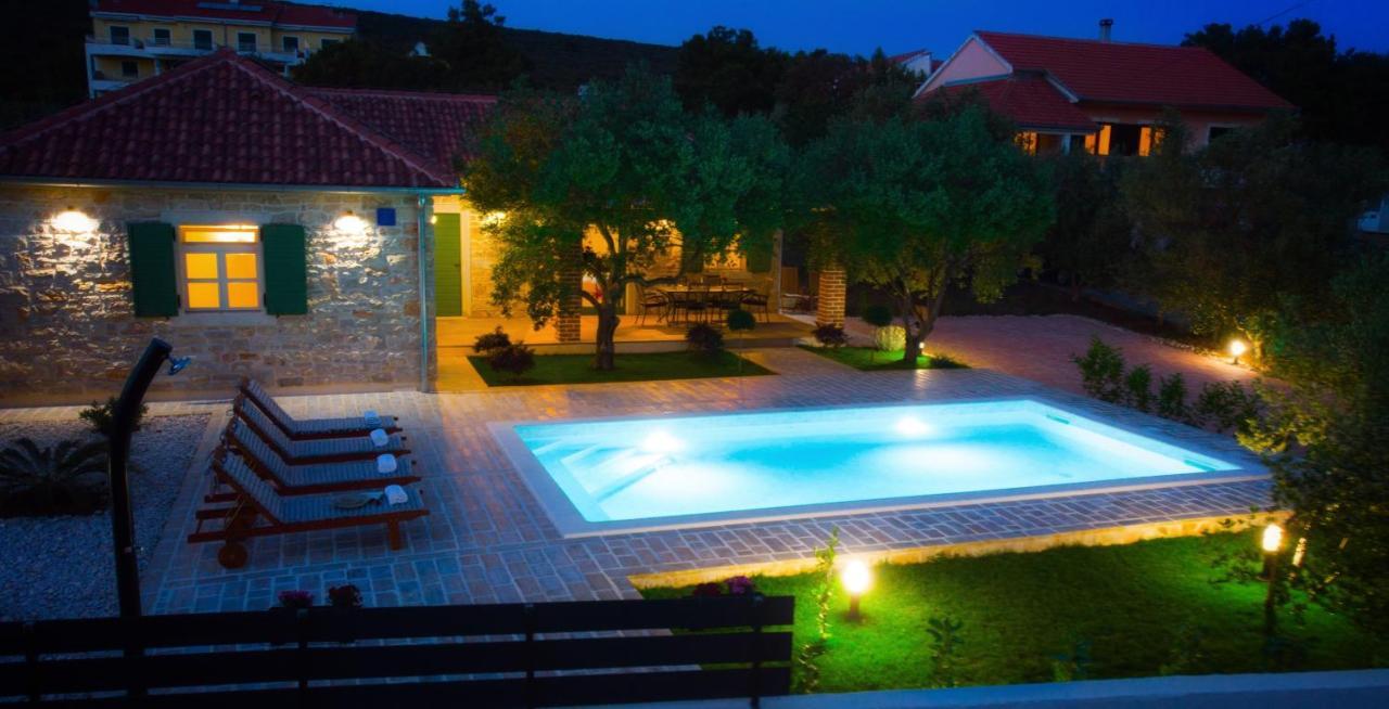 Vacation Home Mate Ceko Sukošan Kültér fotó