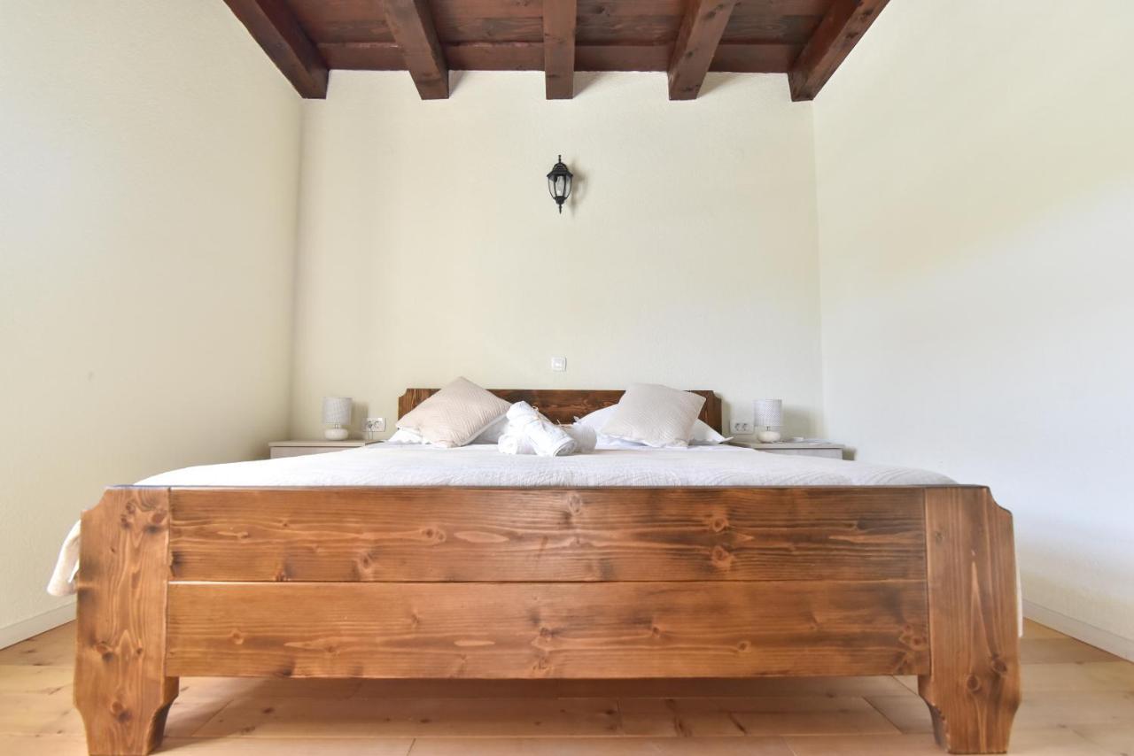 Vacation Home Mate Ceko Sukošan Kültér fotó