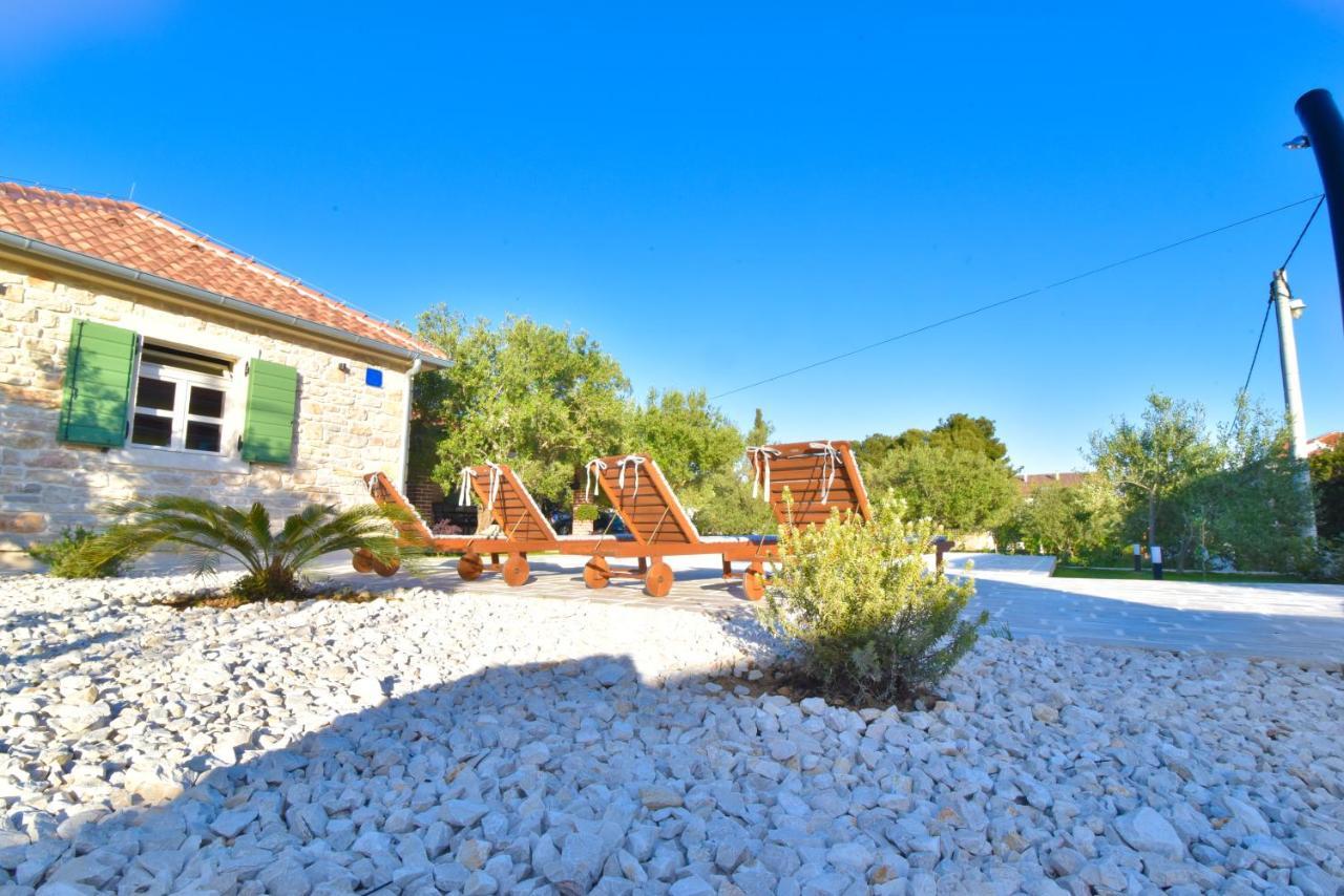 Vacation Home Mate Ceko Sukošan Kültér fotó